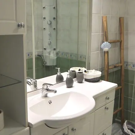 Avec Piscine Proche De La Apartament *